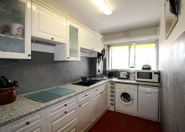 Proche Grande Appartement